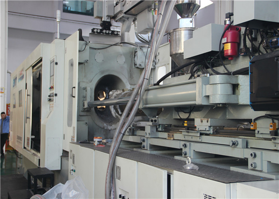 良い価格 Magnesium Injection Molding Equipment MG-1500 15000kN Aluminum Die Casting Machine オンライン